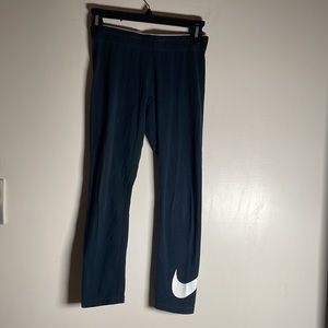 Nike leggings Capri black white  Swoosh Women’s S